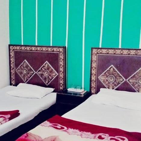 Royal Inn Guest House Лахор Екстериор снимка