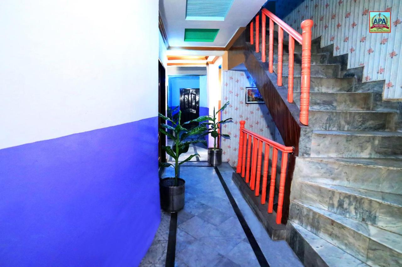 Royal Inn Guest House Лахор Екстериор снимка
